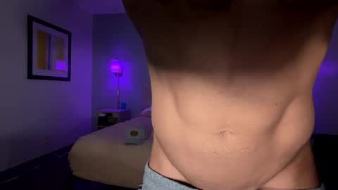 Snapshot of thelincolngrey chatting on 03-12-26, 07:14 Lincoln online show from 03-12-26, 07:14