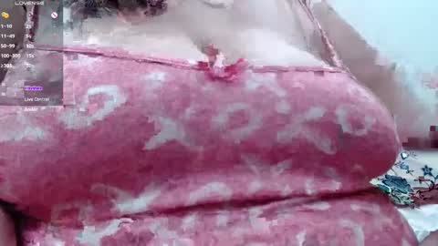 Snapshot of thelipsdown chatting on 02-24-25, 01:02 Lacey online show from 02-24-25, 01:02