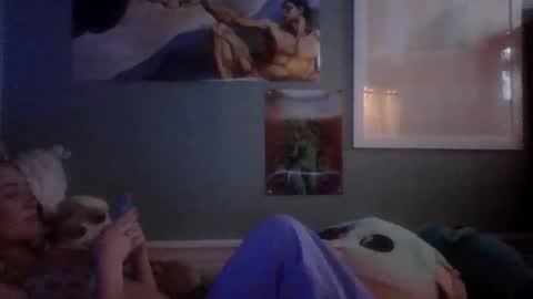 Little Bambii online show from 12-19-24, 03:40