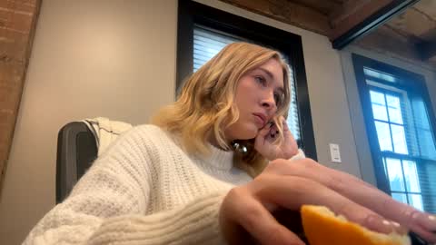 Little Bambii online show from 01-09-25, 04:06