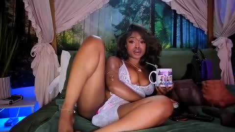 thelovelybrown online show from 06-10-26, 03:55