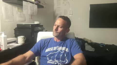 Snapshot of themagician234 chatting on 10-28-25, 05:00 themagician234 online show from 10-28-25, 05:00