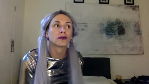 Lucy Lucy online show from 12-28-24, 10:44