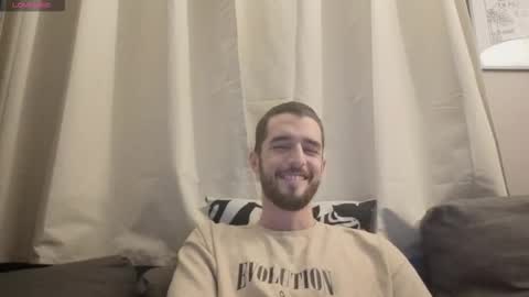 themmistokles online show from 10-20-25, 03:45