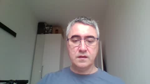 Snapshot of themohican chatting on 03-12-26, 08:53 Themohican online show from 03-12-26, 08:53