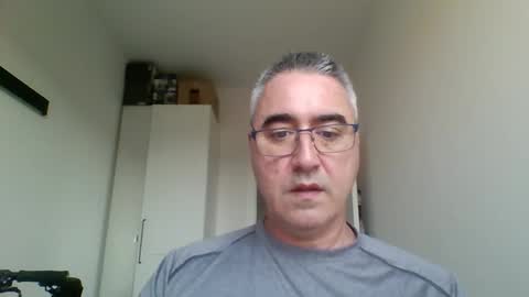Themohican online show from 05-21-26, 04:36