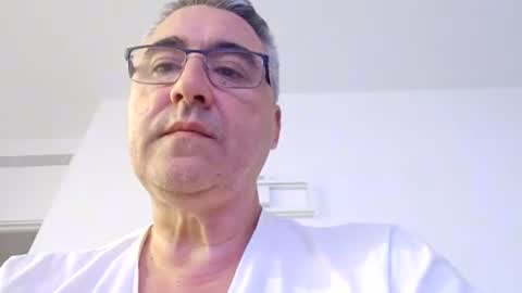 Snapshot of themohican chatting on 07-11-26, 10:22 Themohican online show from 07-11-26, 10:22