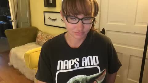 Snapshot of themrsnelson chatting on 03-09-26, 01:59 Cach Nelson online show from 03-09-26, 01:59