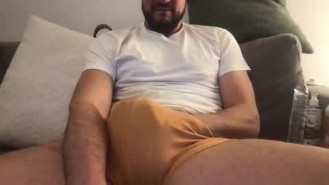 Snapshot of thenudeworldrover chatting on 03-18-26, 10:24 thenudeworldrover online show from 03-18-26, 10:24