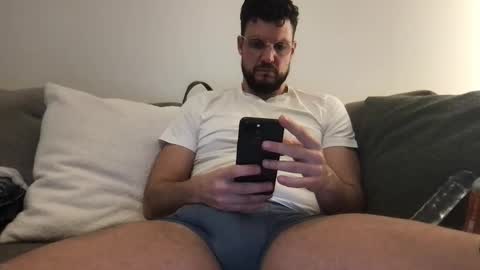 Snapshot of thenudeworldrover chatting on 03-20-26, 10:25 thenudeworldrover online show from 03-20-26, 10:25