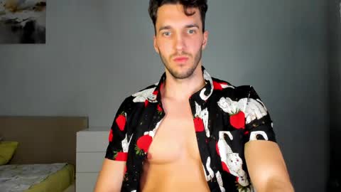 Snapshot of theodore_hot chatting on 05-06-26, 04:34 Theodor online show from 05-06-26, 04:34
