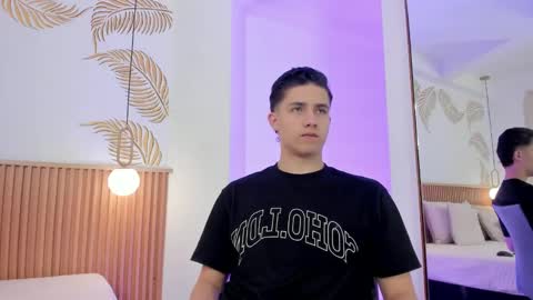  THEO- MATEO  online show from 12-23-24, 12:30