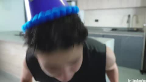  THEO- MATEO  online show from 04-15-26, 11:38