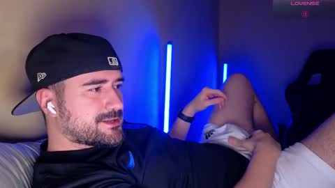 Theo Ravi online show from 03-22-26, 03:43