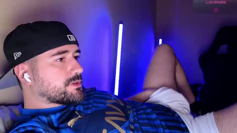 Theo Ravi online show from 04-23-26, 03:41