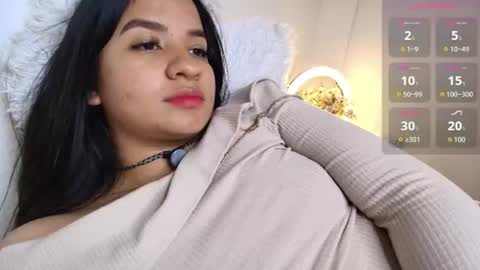Snapshot of thepeach_ chatting on 07-11-26, 09:38 thepeach_ online show from 07-11-26, 09:38