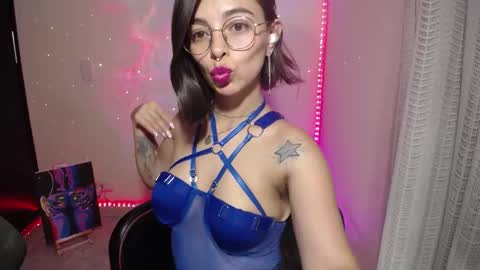Snapshot of thepowerpuffgirl_99 chatting on 12-05-24, 10:44 Amy online show from 12-05-24, 10:44