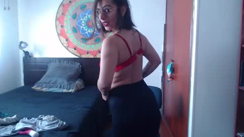 Snapshot of thepowerpuffgirl_99 chatting on 01-19-25, 03:10 Amy online show from 01-19-25, 03:10