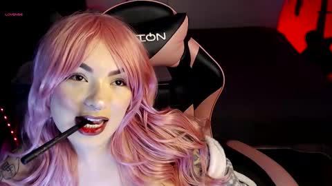 Snapshot of theprojectsara1 chatting on 09-17-25, 12:40 Sara online show from 09-17-25, 12:40