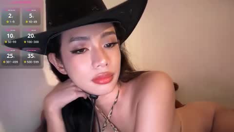 Snapshot of thequeenofsexx chatting on 02-14-26, 03:20 Amber DONT FORGET TO FOLLOW ME AND THUMBS UP online show from 02-14-26, 03:20