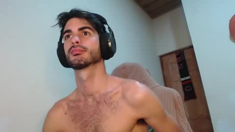 Santiago Enrique online show from 05-04-26, 06:31