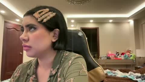 therealcamilabaddie online show from 11-23-25, 06:24