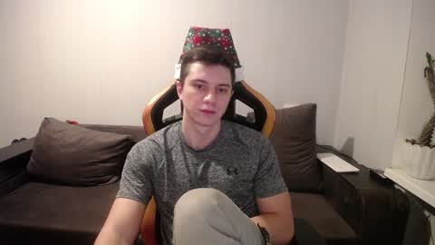 Snapshot of theroadtomars chatting on 12-20-24, 09:17 Nick online show from 12-20-24, 09:17