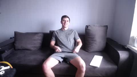 Snapshot of theroadtomars chatting on 01-06-25, 07:09 Nick online show from 01-06-25, 07:09