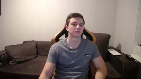 Snapshot of theroadtomars chatting on 01-13-25, 06:27 Nick online show from 01-13-25, 06:27