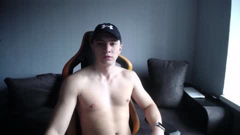 Snapshot of theroadtomars chatting on 01-25-25, 09:47 Nick online show from 01-25-25, 09:47