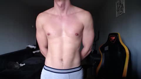 Snapshot of theroadtomars chatting on 09-09-25, 10:26 Nick online show from 09-09-25, 10:26