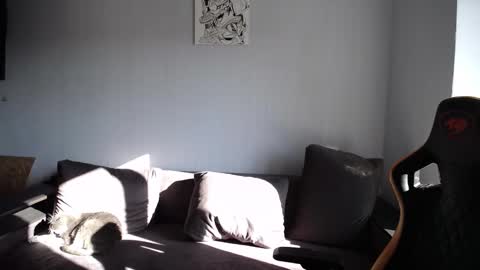 Snapshot of theroadtomars chatting on 09-28-25, 06:19 Nick online show from 09-28-25, 06:19