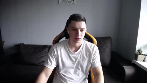 Snapshot of theroadtomars chatting on 11-27-25, 11:12 Nick online show from 11-27-25, 11:12