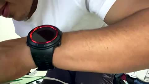 Snapshot of therondevereaux chatting on 02-20-26, 02:19 Theron Devereaux online show from 02-20-26, 02:19