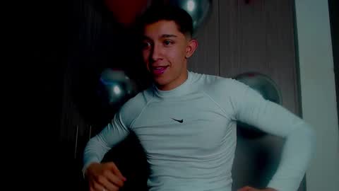 thesaint_xxx online show from 10-03-25, 02:08