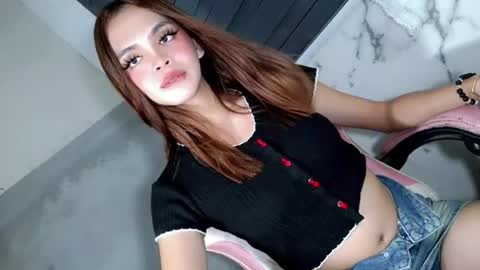 hi follow me its GITTER  online show from 07-06-26, 02:14