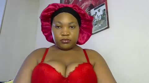 Snapshot of theshybaddie chatting on 01-25-25, 04:34 theshybaddie online show from 01-25-25, 04:34