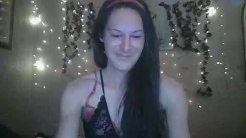 Snapshot of thesillymillie chatting on 12-10-24, 03:20 sillymillie0 online show from 12-10-24, 03:20