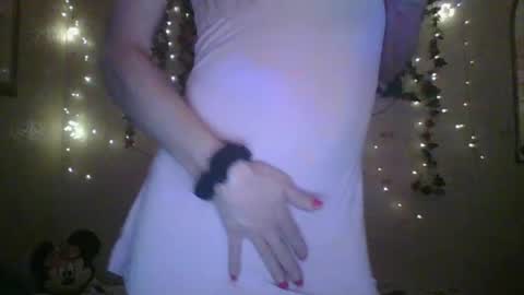 Snapshot of thesillymillie chatting on 12-24-24, 01:38 sillymillie0 online show from 12-24-24, 01:38