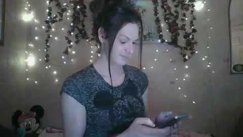 Snapshot of thesillymillie chatting on 02-18-25, 03:53 sillymillie0 online show from 02-18-25, 03:53