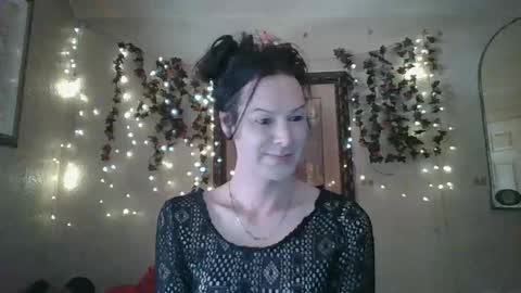 Snapshot of thesillymillie chatting on 10-17-25, 07:49 sillymillie0 online show from 10-17-25, 07:49