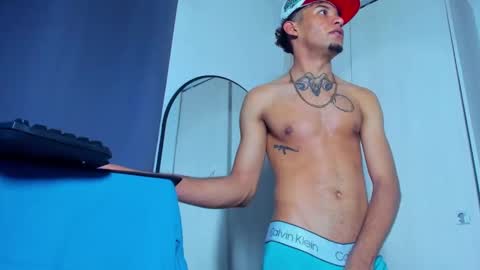 theskinny8inch_ online show from 03-07-25, 04:11