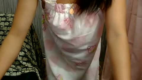 Snapshot of thessssy chatting on 06-16-26, 01:47 thessssy online show from 06-16-26, 01:47