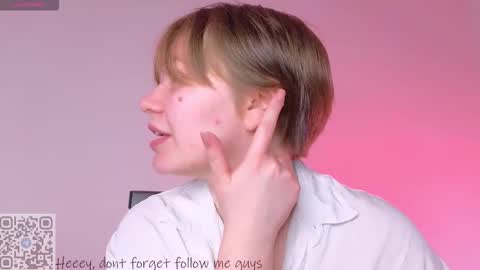 Lucia online show from 03-19-26, 07:23