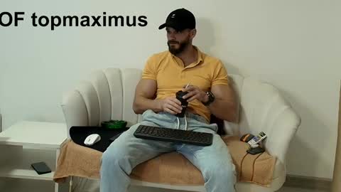 TheTop online show from 11-18-25, 05:06