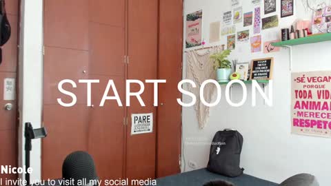 Snapshot of thetropicalseduction chatting on 01-14-25, 07:11 Nicole online show from 01-14-25, 07:11