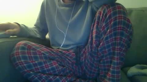 Snapshot of thetubedscarfguy chatting on 01-31-26, 07:23 Scarf guy online show from 01-31-26, 07:23