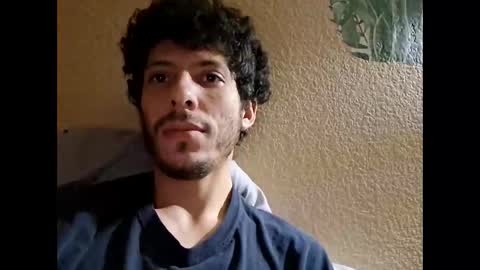 Snapshot of theturtleshead chatting on 09-26-25, 07:01 theturtleshead online show from 09-26-25, 07:01