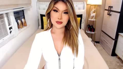 Snapshot of theunmarriedwife chatting on 12-08-24, 12:18 ValerieAnderson online show from 12-08-24, 12:18