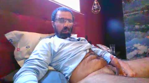 Snapshot of theviper1990 chatting on 12-03-25, 10:19 Carlos1990 online show from 12-03-25, 10:19